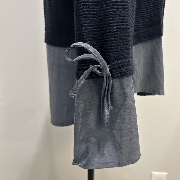 Alexander Jordon Shirttail Top Blue with Cute Sleeve Detail Size M - Picture 4 of 5